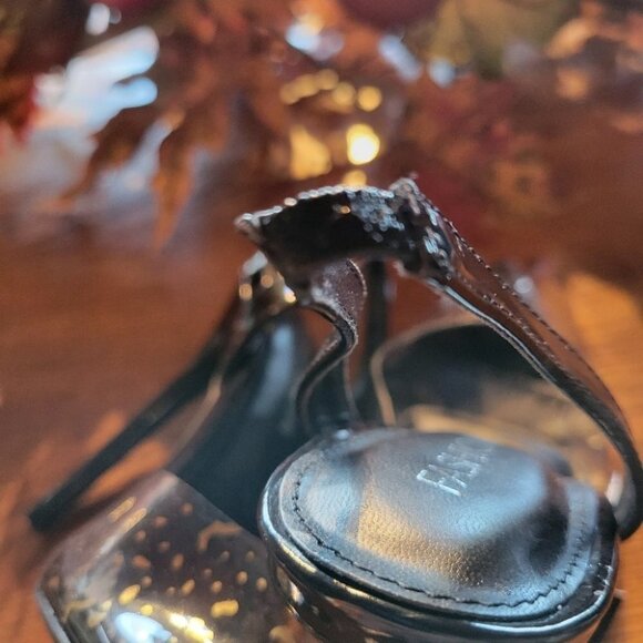 FASHION NOVA Slingback heels black & gold size 7 - Picture 10 of 10